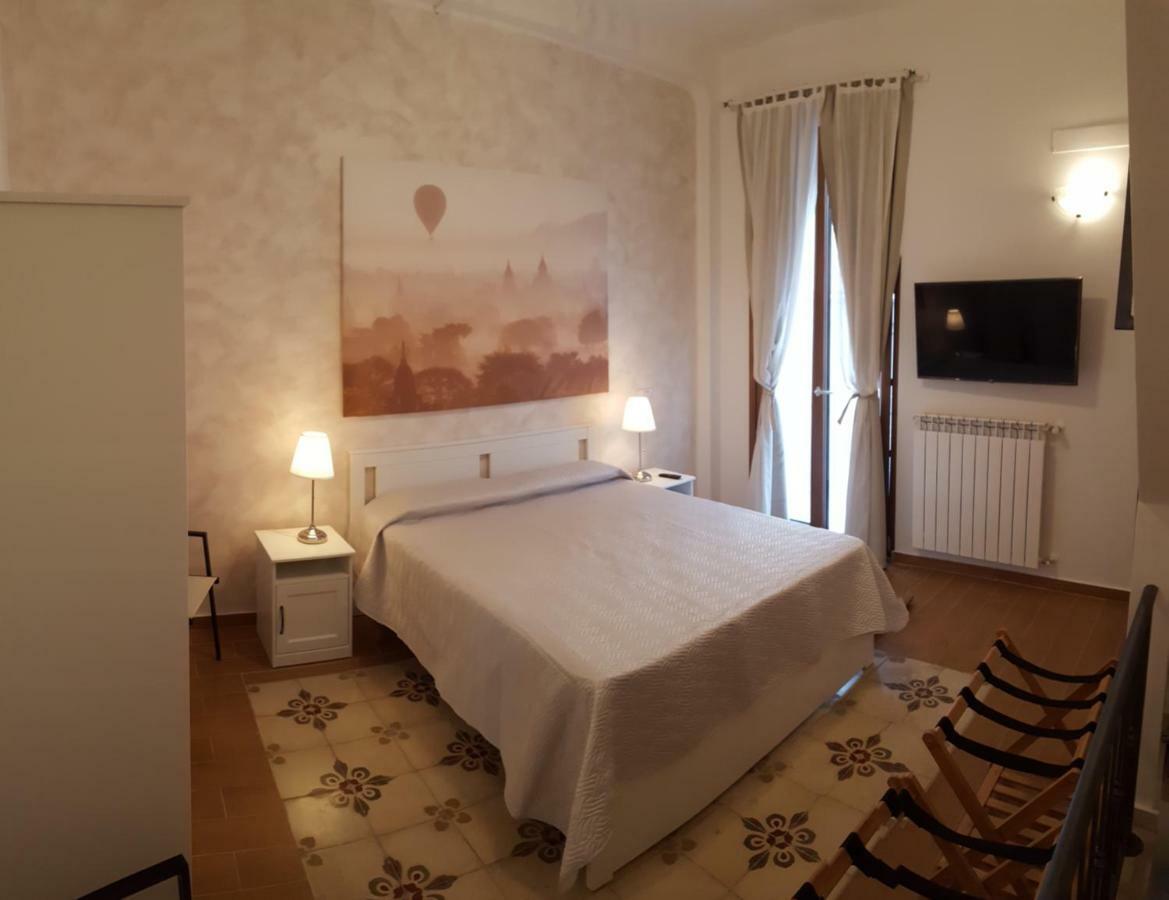 Casa Vacanze Don Vincenzoモノーポリ エクステリア 写真