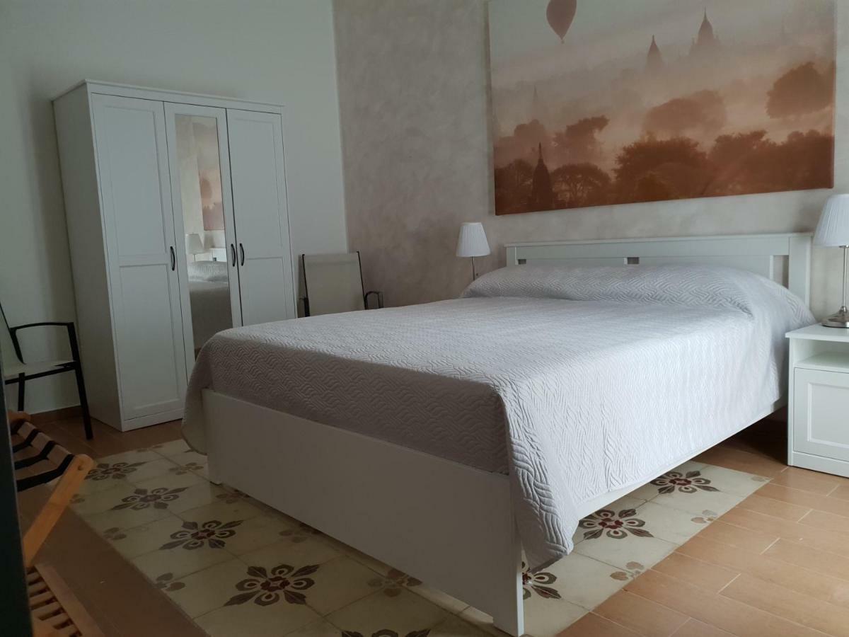 Casa Vacanze Don Vincenzoモノーポリ エクステリア 写真